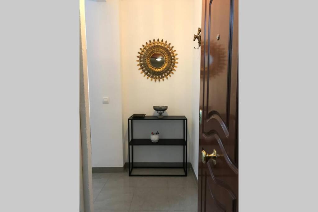 Ac Triana Arellano Apartment Севиля Екстериор снимка