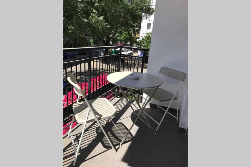 Ac Triana Arellano Apartment Севиля Екстериор снимка